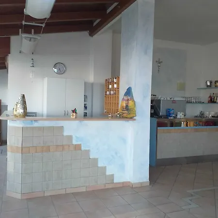 Panzió Quadruple 5 Minutes From The Sea Pineto